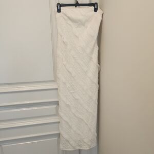 Elegant Off White Strapless Dress
